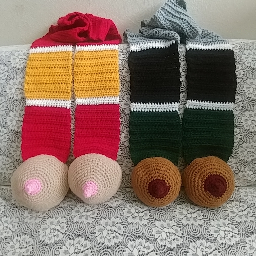 Boobie Scarf